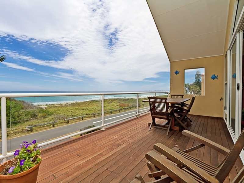 440 The Esplanade, Palm Beach QLD 4221