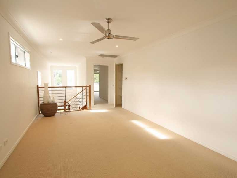 34 TwentyFourth Avenue, Palm Beach QLD 4221