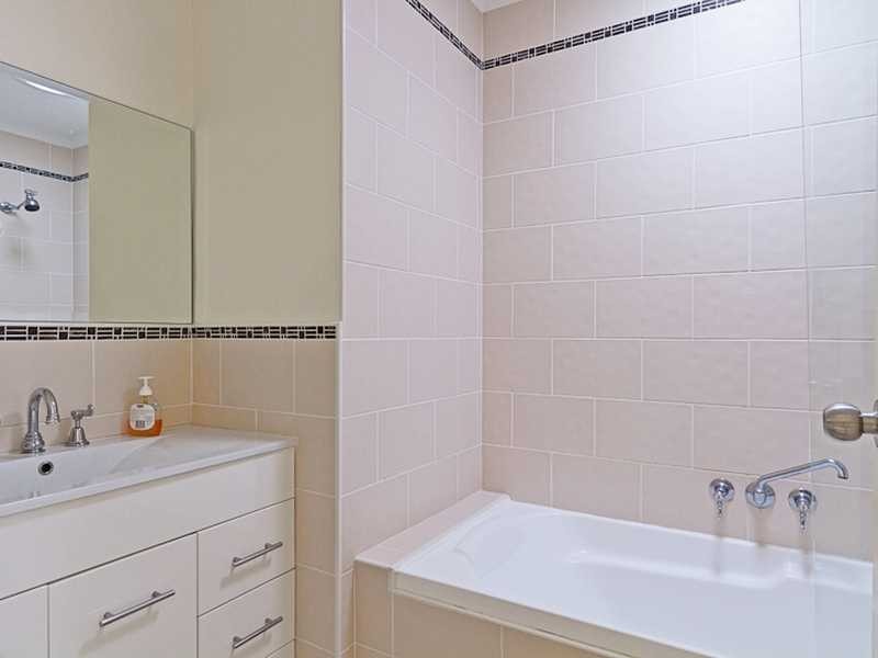 3 Coote Court, Currumbin Waters QLD 4223