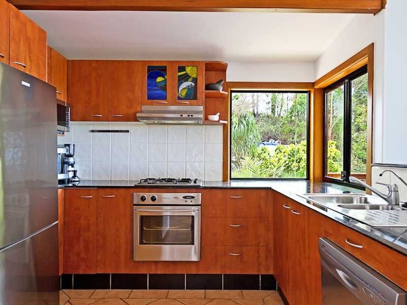 66 Hoffschildt Drive, Currumbin Waters QLD 4223