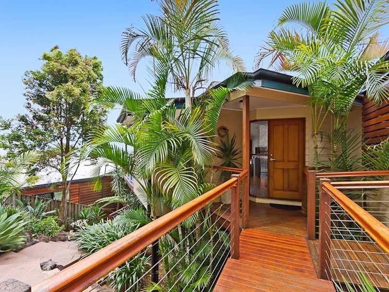 66 Hoffschildt Drive, Currumbin Waters QLD 4223