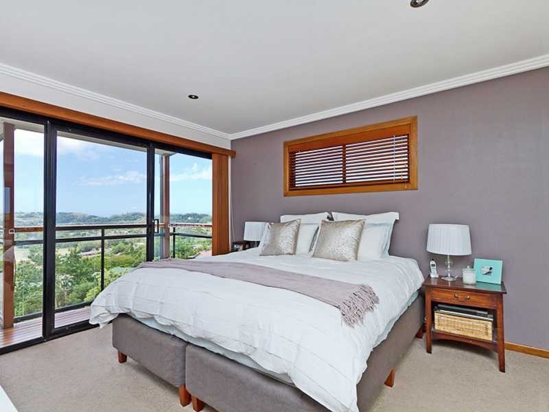 66 Hoffschildt Drive, Currumbin Waters QLD 4223