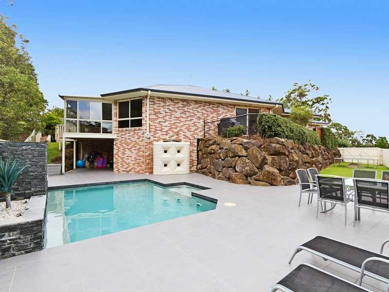 10 Brush Box Street, Elanora QLD 4221