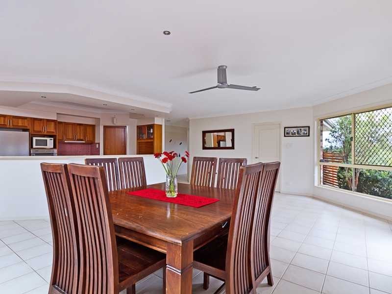 10 Brush Box Street, Elanora QLD 4221