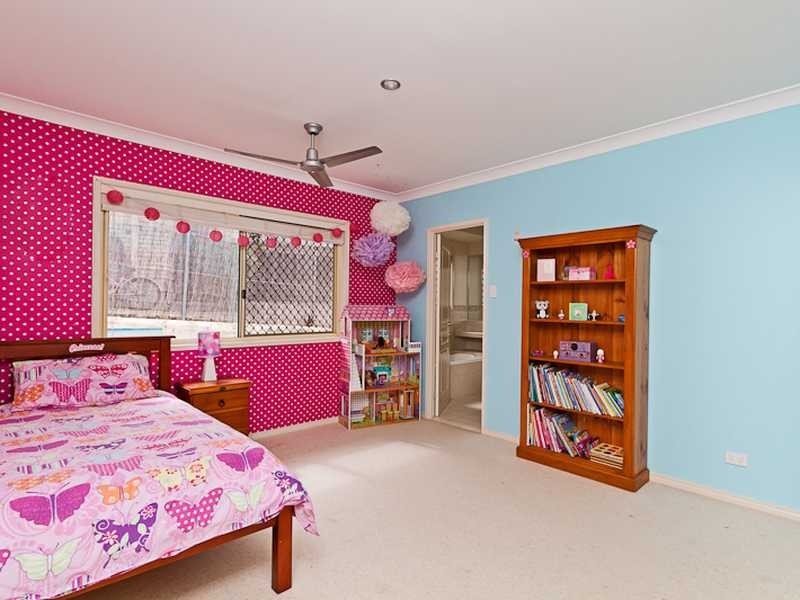 10 Brush Box Street, Elanora QLD 4221