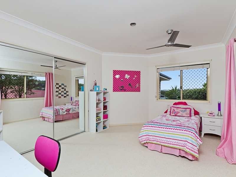 10 Brush Box Street, Elanora QLD 4221
