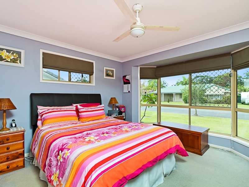 3 Mollys Place, Currumbin Waters QLD 4223