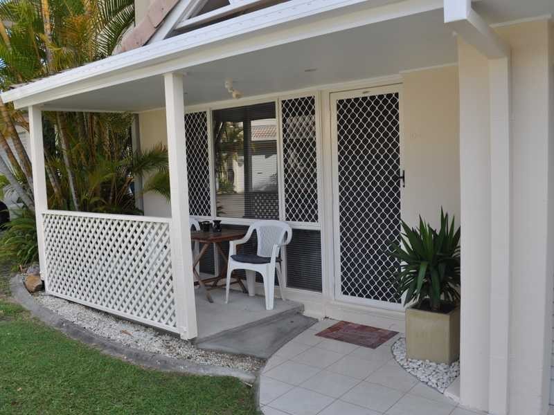 104/2 Coolgardie Street, Elanora QLD 4221