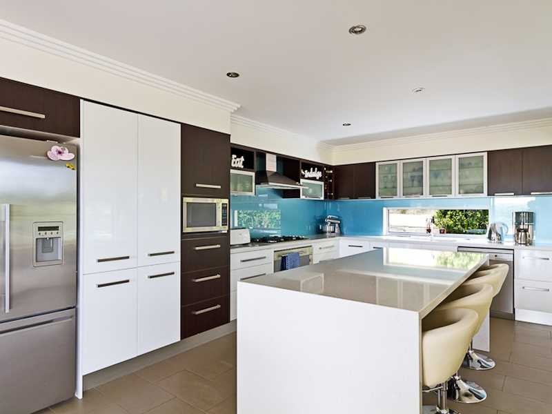 9 Border Drive, Currumbin Waters QLD 4223