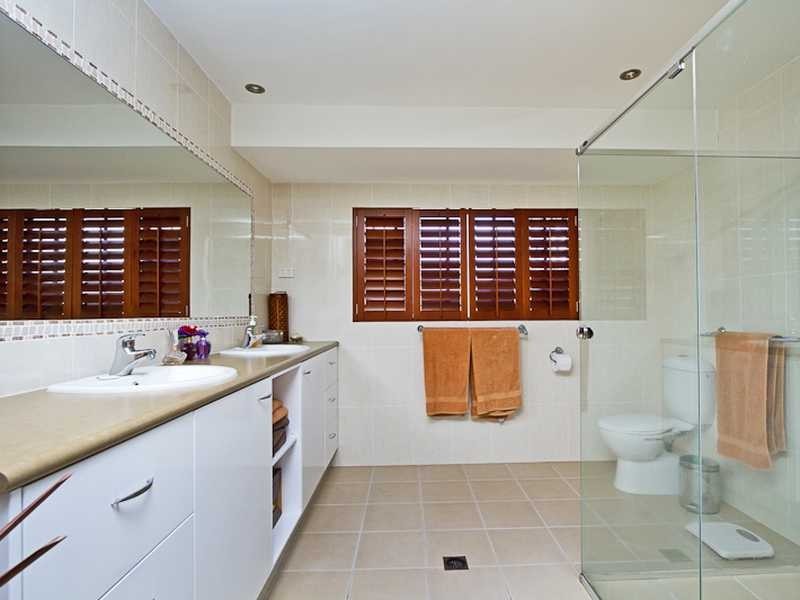 13 Spinnaker Court, Currumbin Waters QLD 4223