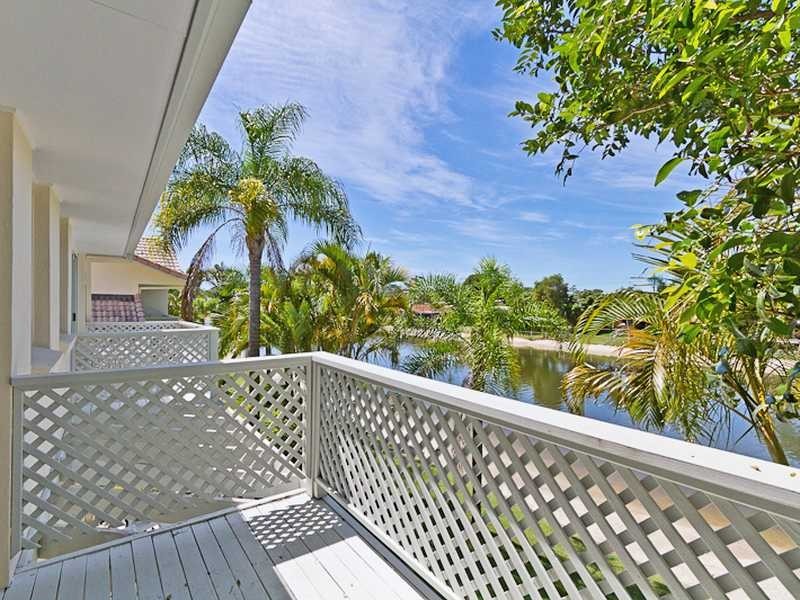 162/2 Coolgardie Street, Elanora QLD 4221