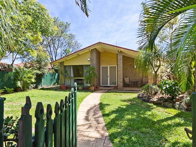 9 Araucaria Way, Elanora QLD 4221