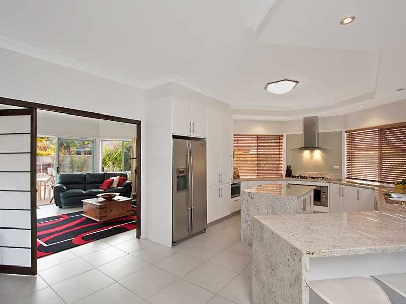 26 Chown Avenue, Currumbin Waters QLD 4223