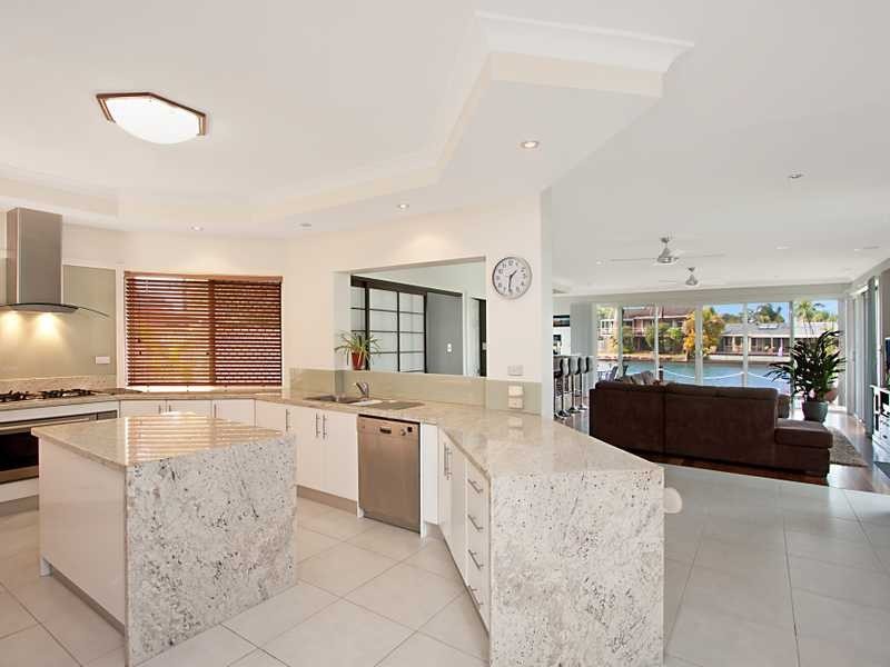 26 Chown Avenue, Currumbin Waters QLD 4223