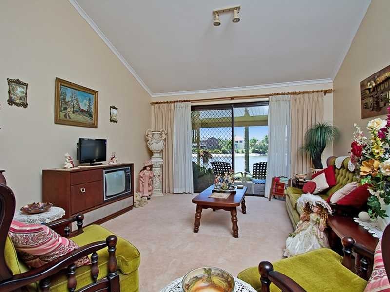 89 Guineas Creek Road, Elanora QLD 4221