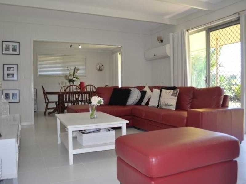 7 Denawen Street, Palm Beach QLD 4221