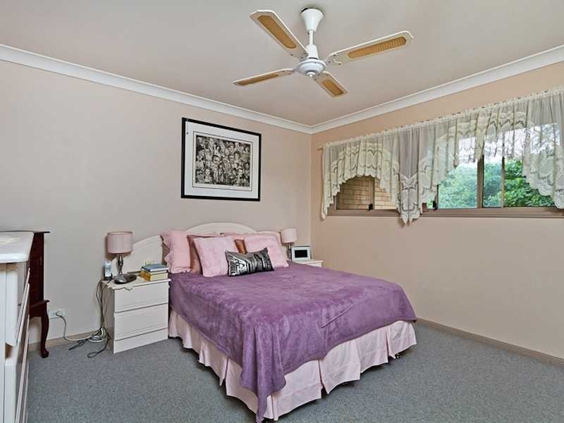 2/17 Janal Place, Currumbin Waters QLD 4223