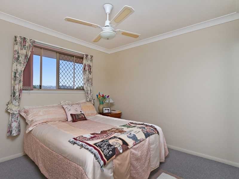 2/17 Janal Place, Currumbin Waters QLD 4223