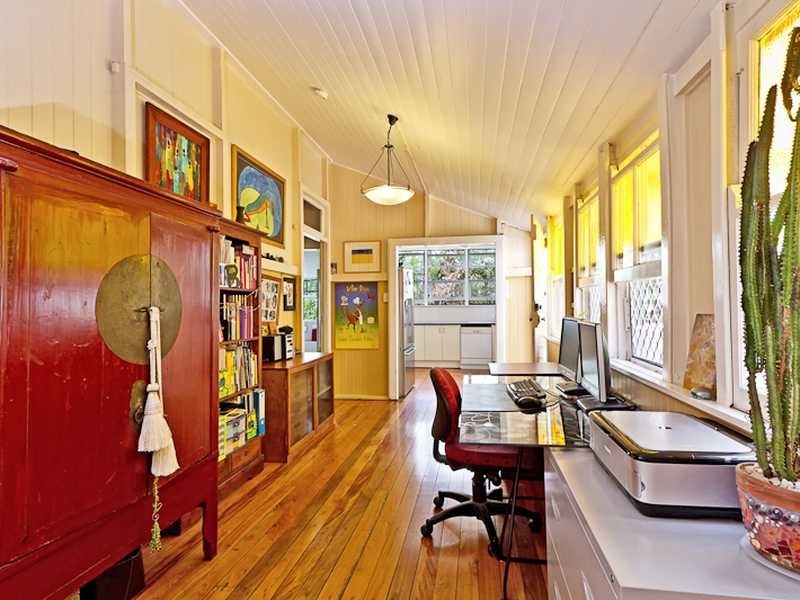 Duringan Street, Currumbin QLD 4223