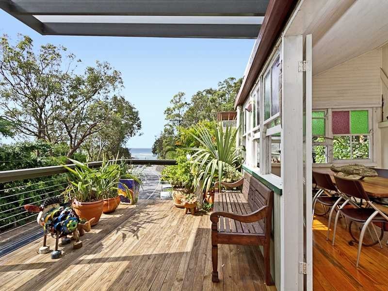 Duringan Street, Currumbin QLD 4223