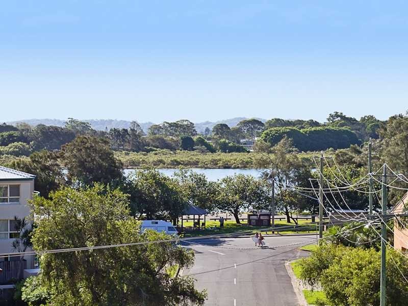 1/9 Panorama Drive, Currumbin QLD 4223