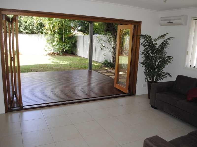 38 Fifteenth Avenue, Palm Beach QLD 4221