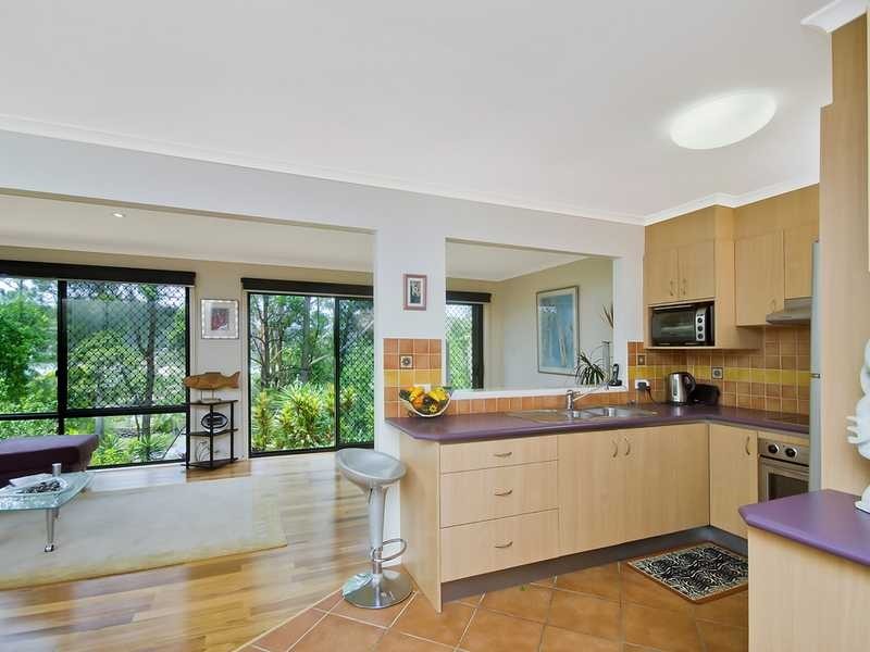 13 Kaffia Court, Elanora QLD 4221