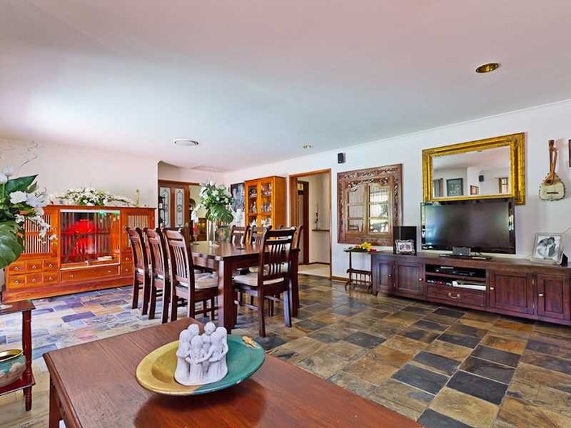 72 Coorabin Court, Tallebudgera QLD 4228