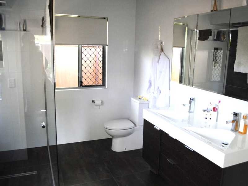 117 Townson Avenue, Palm Beach QLD 4221