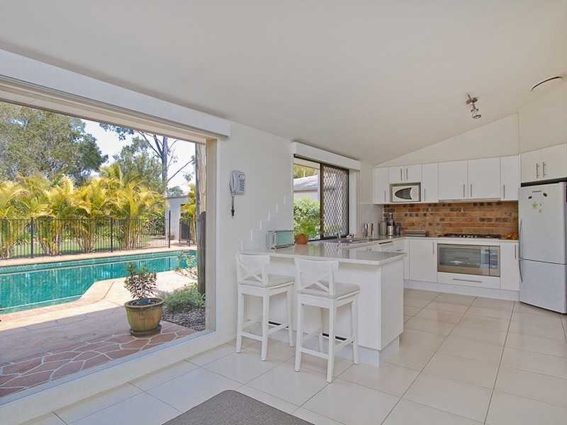 1 Jutland Place, Currumbin Waters QLD 4223