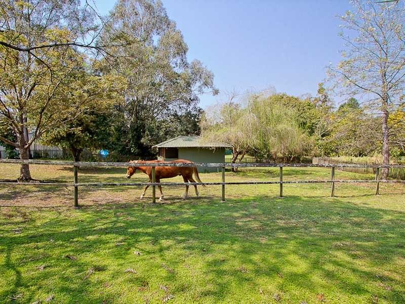 1 Jutland Place, Currumbin Waters QLD 4223