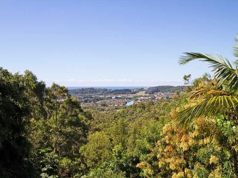 136 Simpsons Road, Currumbin Waters QLD 4223