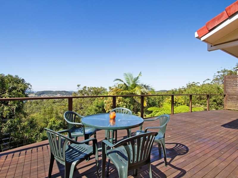 136 Simpsons Road, Currumbin Waters QLD 4223