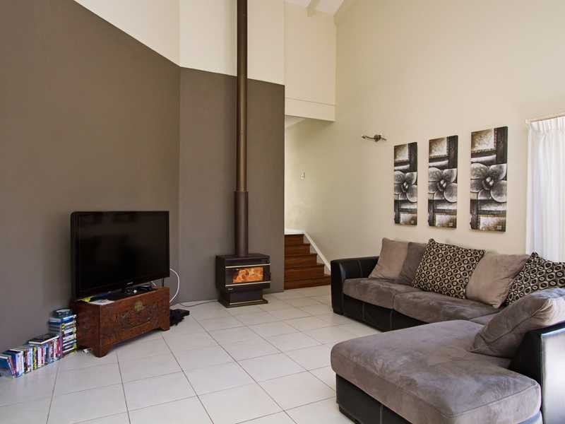 136 Simpsons Road, Currumbin Waters QLD 4223