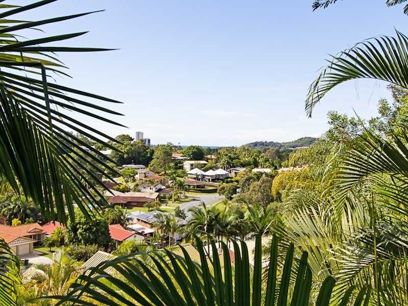10 Bolgart Court, Elanora QLD 4221