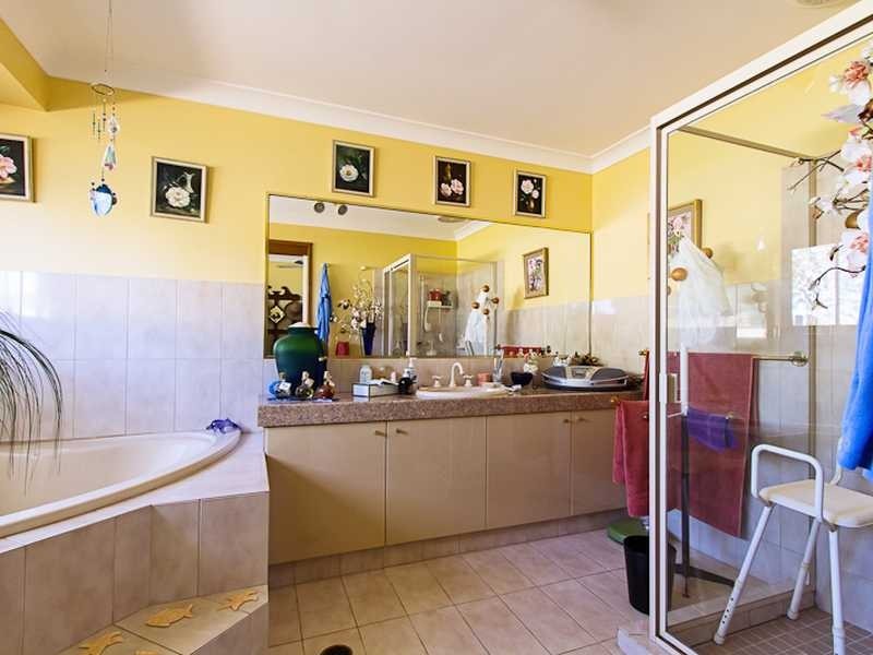 64 Dunlin Drive, Burleigh Waters QLD 4220