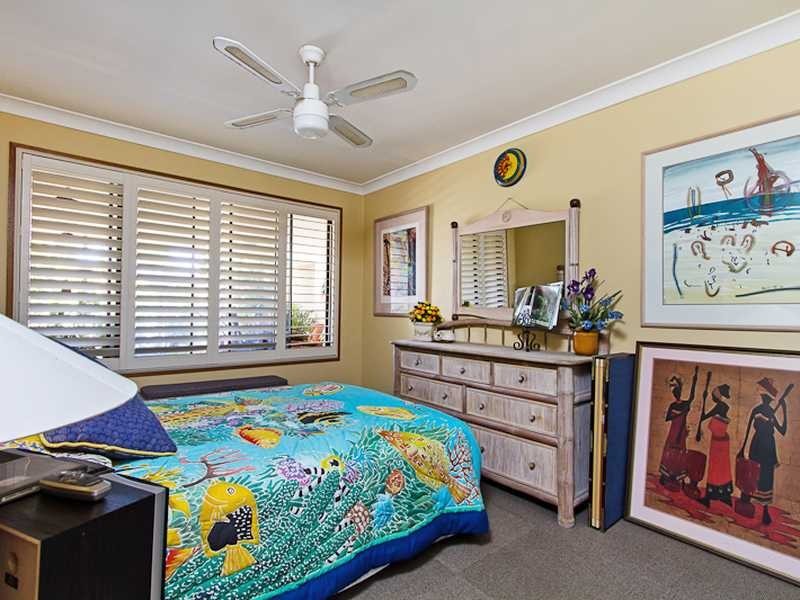 64 Dunlin Drive, Burleigh Waters QLD 4220