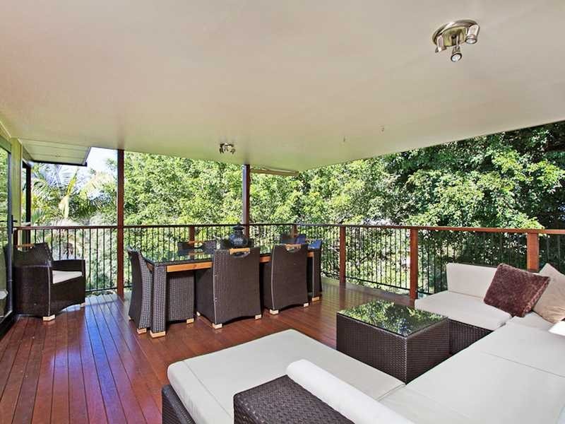 12 Crest Drive, Currumbin QLD 4223