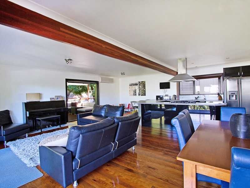 12 Crest Drive, Currumbin QLD 4223