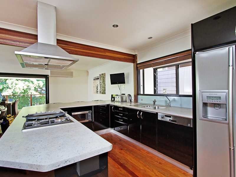 12 Crest Drive, Currumbin QLD 4223