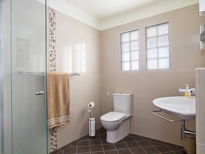 12 Crest Drive, Currumbin QLD 4223