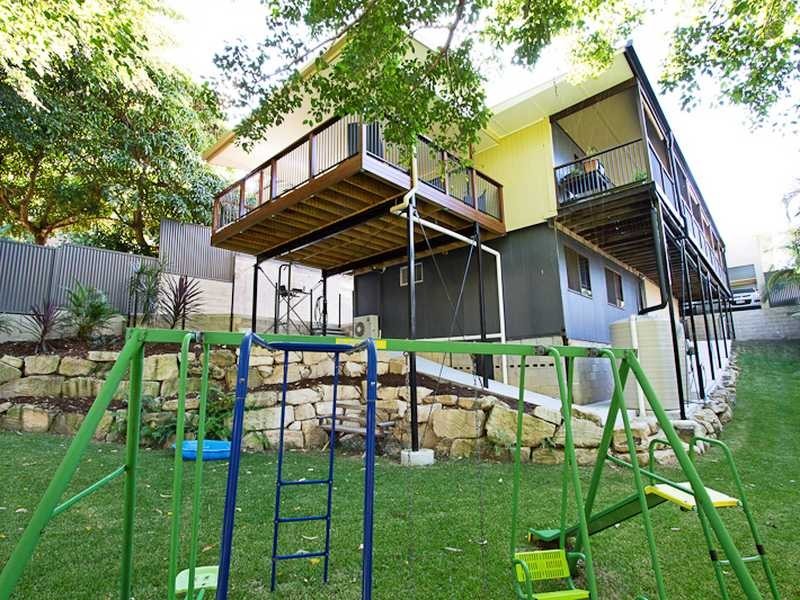 12 Crest Drive, Currumbin QLD 4223