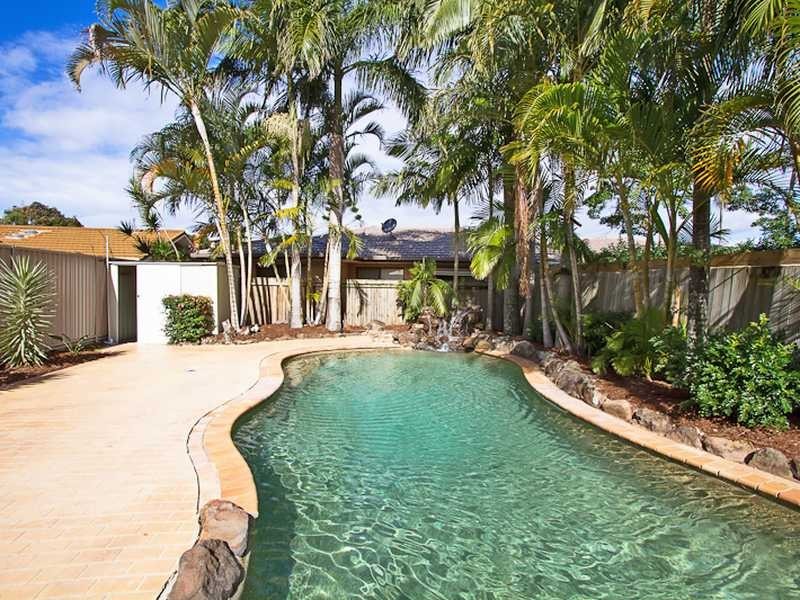 40 Twenty Fourth Avenue, Palm Beach QLD 4221