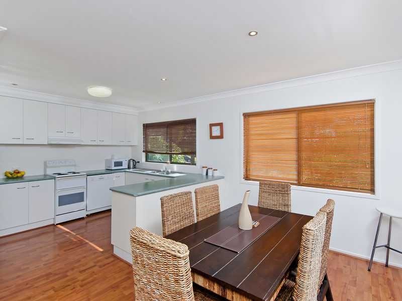 155 K P McGrath Drive, Elanora QLD 4221