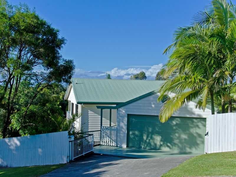 155 K P McGrath Drive, Elanora QLD 4221