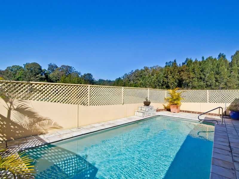 42 Casuarina Drive, Elanora QLD 4221