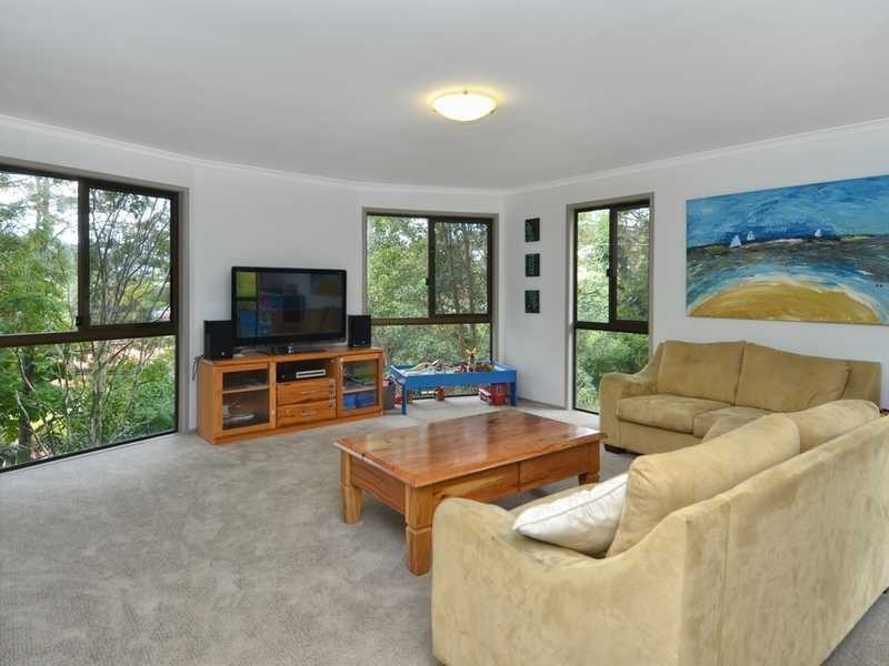 26 Hoffschildt Drive, Currumbin Waters QLD 4223