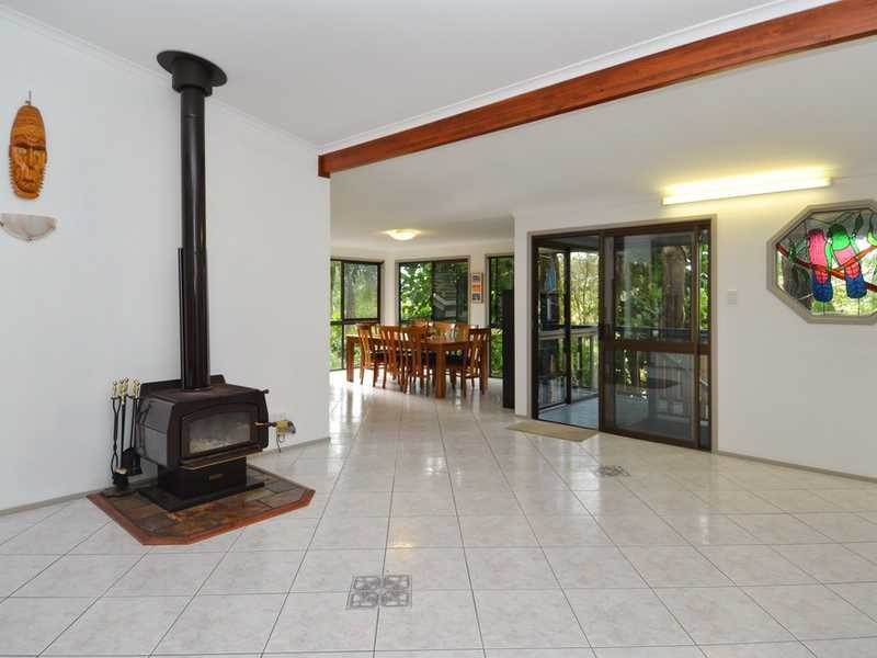 26 Hoffschildt Drive, Currumbin Waters QLD 4223