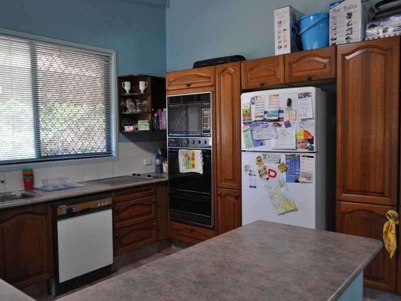 148 KP McGrath Drive, Elanora QLD 4221