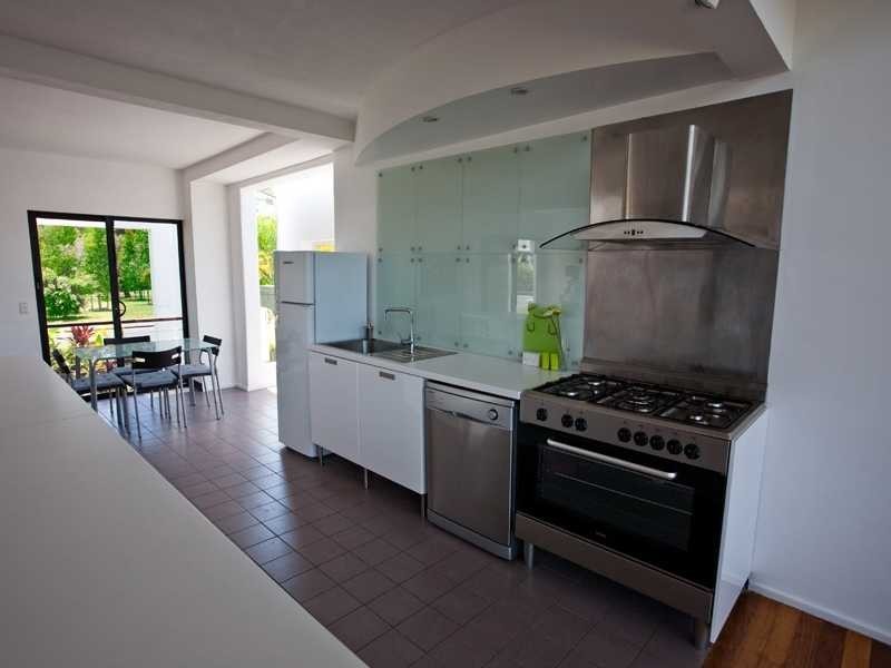 46 Bradshaw Drive, Currumbin Waters QLD 4223